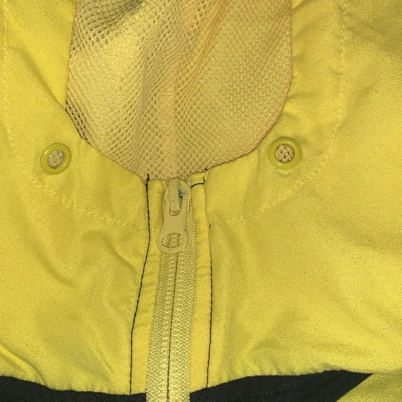 Gently Loved Brooklyn 100% Polyester Unisex Windbreaker Hoodie *No Drawstrings* - Picture 12 of 12